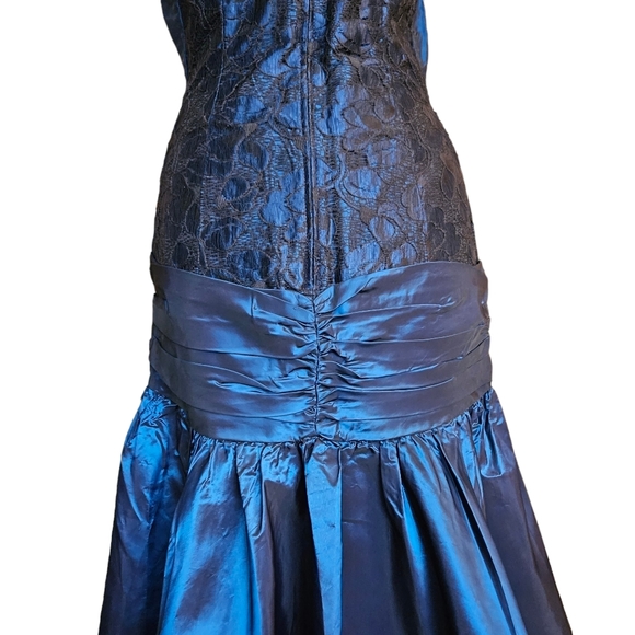 Vintage ILGWU cobalt blue strapless evening gown dress asymmetrical black lace 6 - Picture 3 of 17